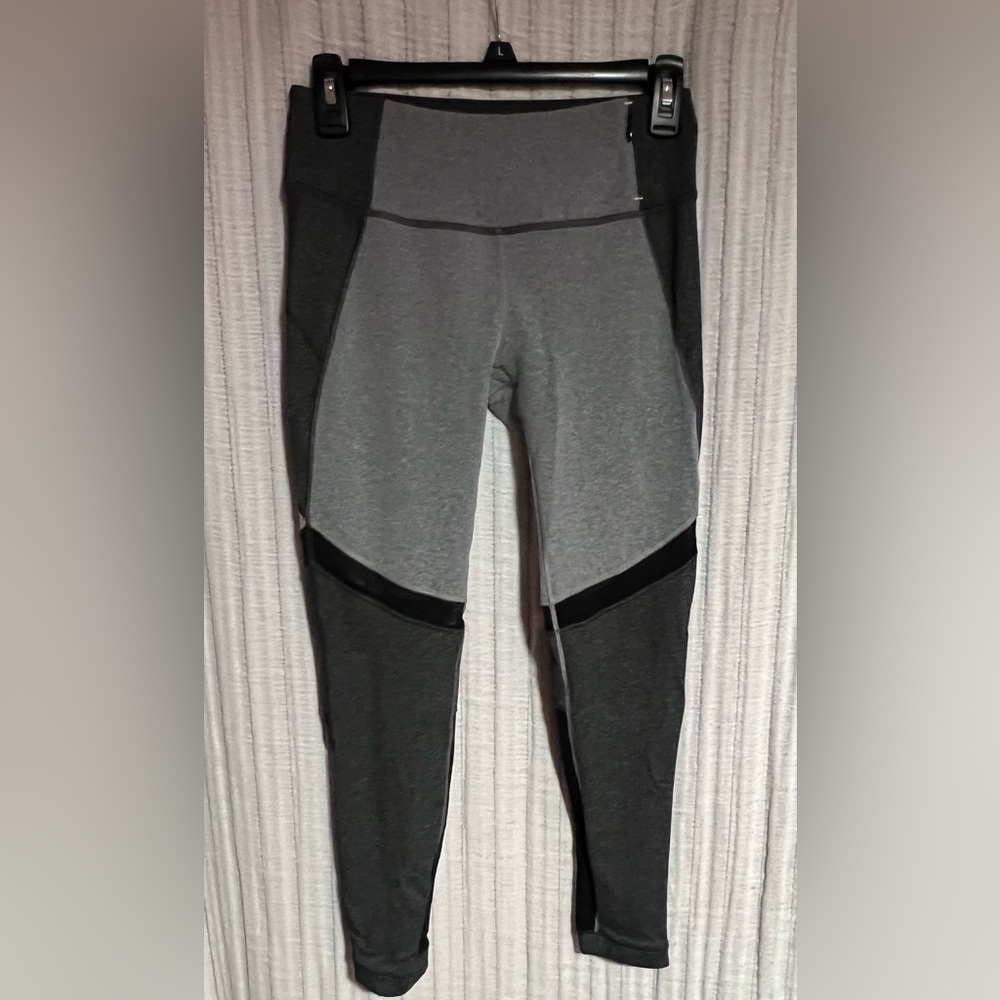 CALIA by Carrie Underwood Two-Tone Active Leggings